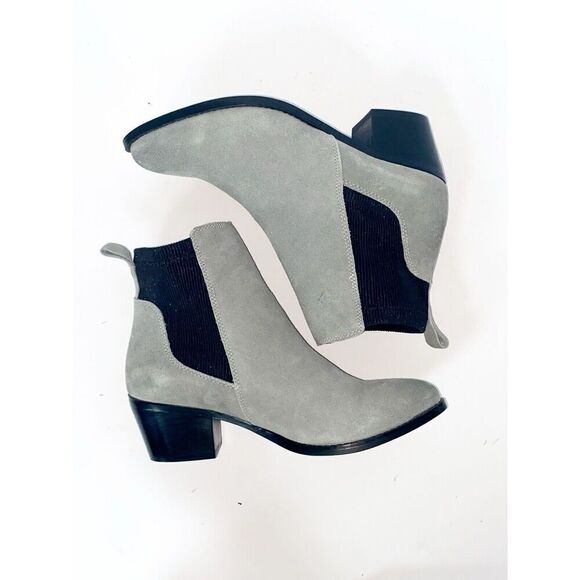 Very Volatile Chelsea Ankle Boots Suede Leather Pull On Bootie Gray Pointed 8.5 - Picture 5 of 15